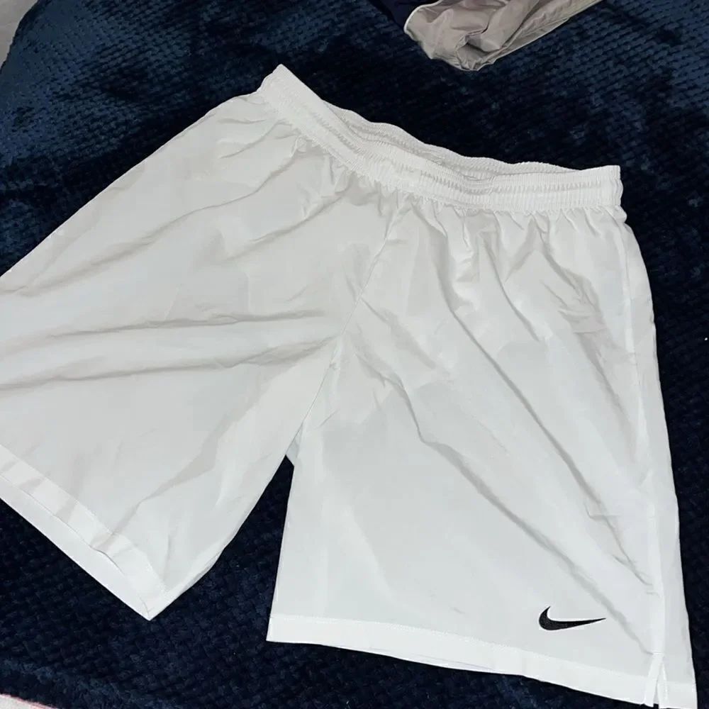 New men’s Nike dri fit basketball team workout NO pocket lined shorts XL NWOT